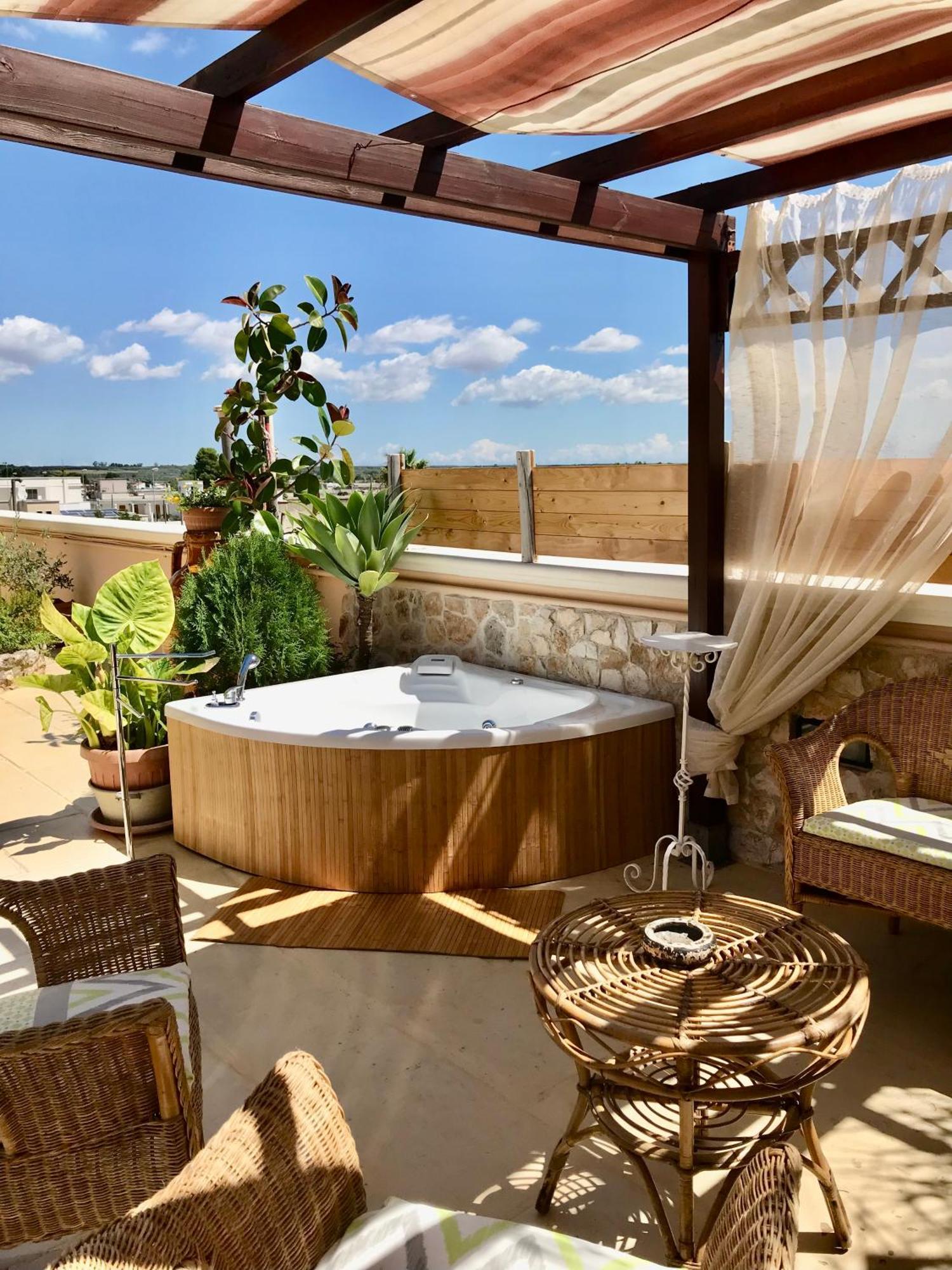 No Vabbe! Penthouse… Apartment Torre Santa Susanna Ngoại thất bức ảnh