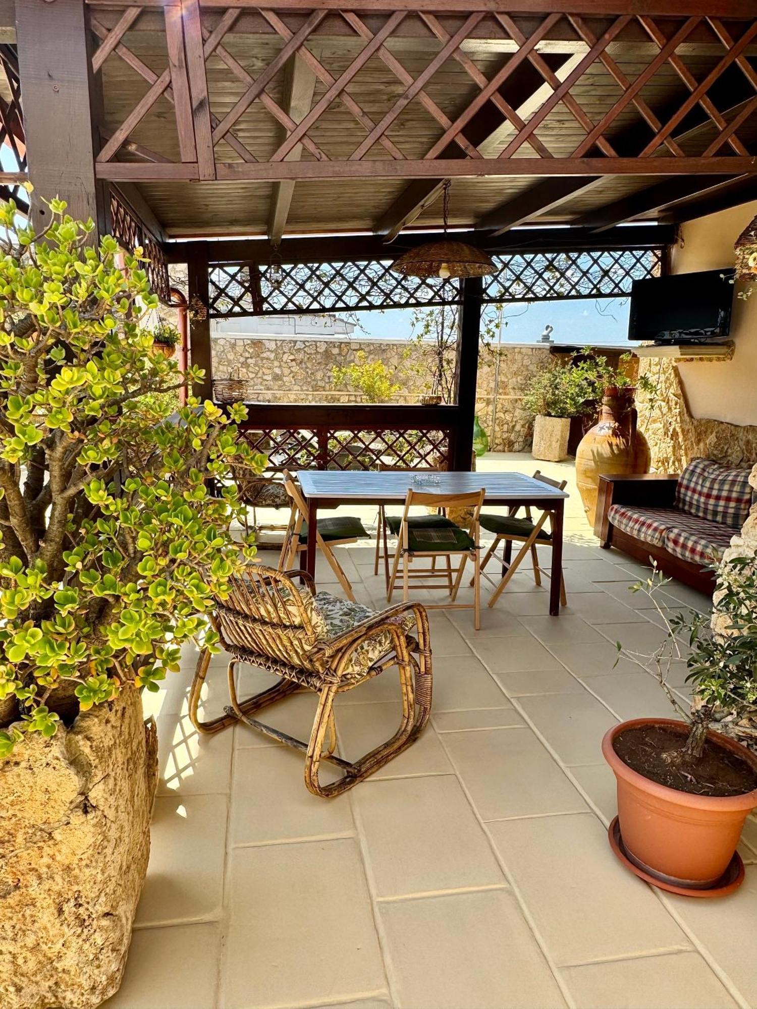 No Vabbe! Penthouse… Apartment Torre Santa Susanna Ngoại thất bức ảnh